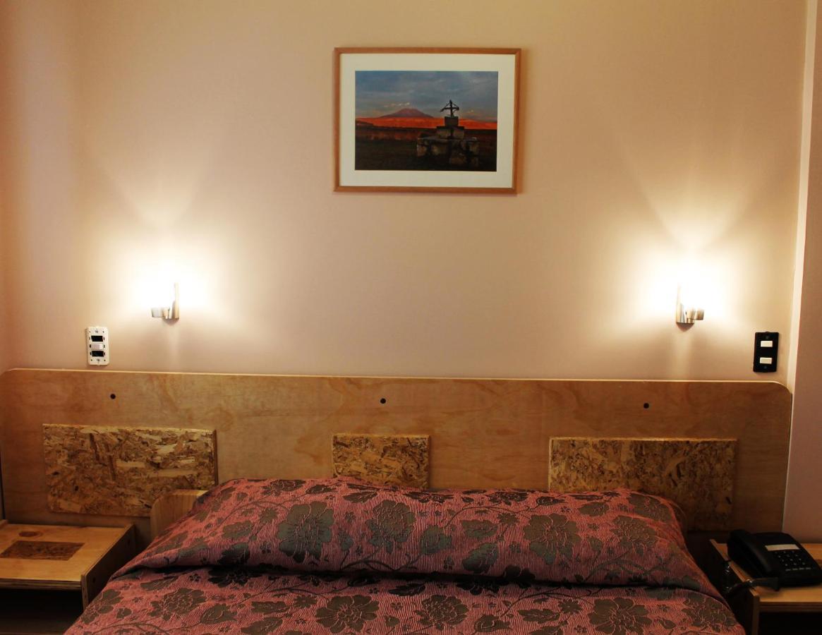 Ayelen Express Hotel Calama Bagian luar foto